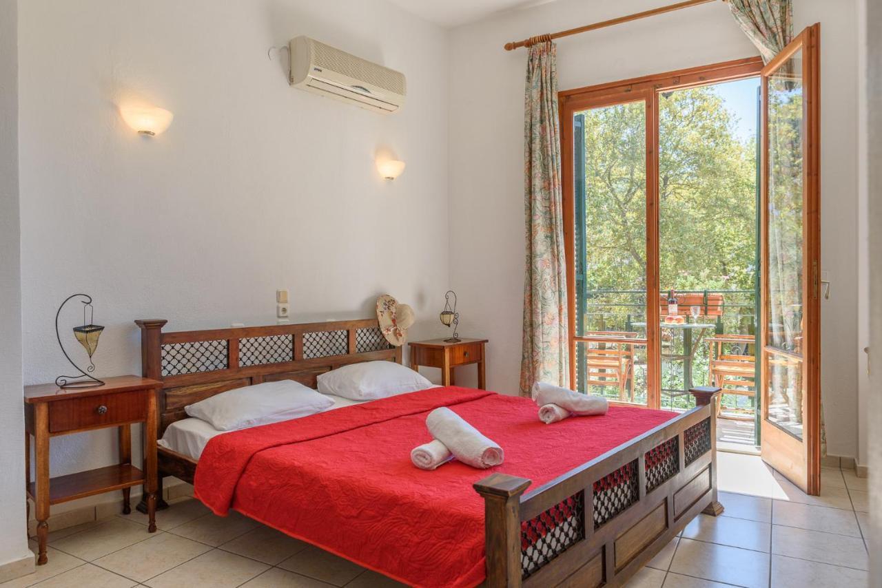 Des Roses Hotel Platanias  Exterior foto