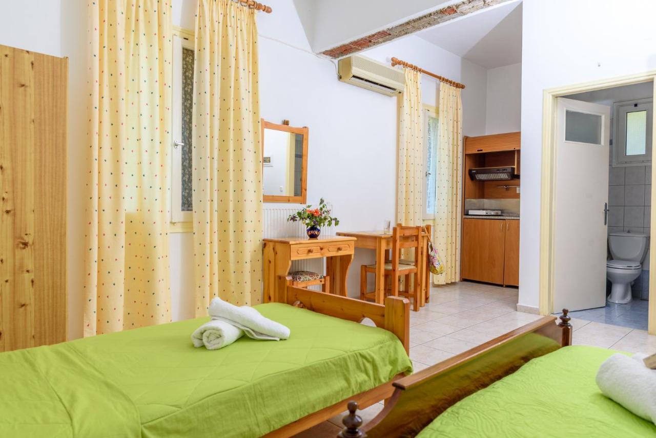 Des Roses Hotel Platanias  Exterior foto