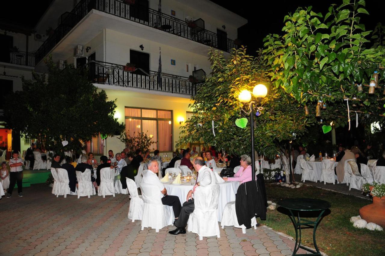 Des Roses Hotel Platanias  Exterior foto