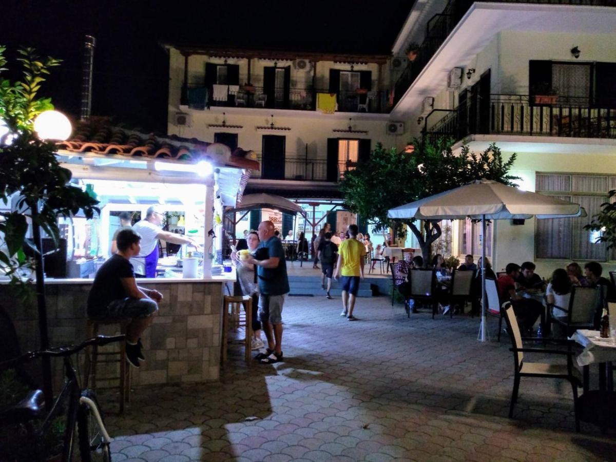 Des Roses Hotel Platanias  Exterior foto
