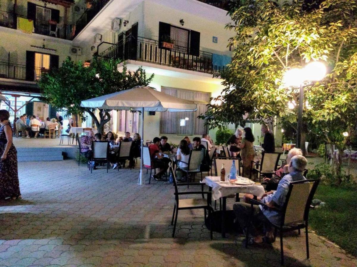 Des Roses Hotel Platanias  Exterior foto
